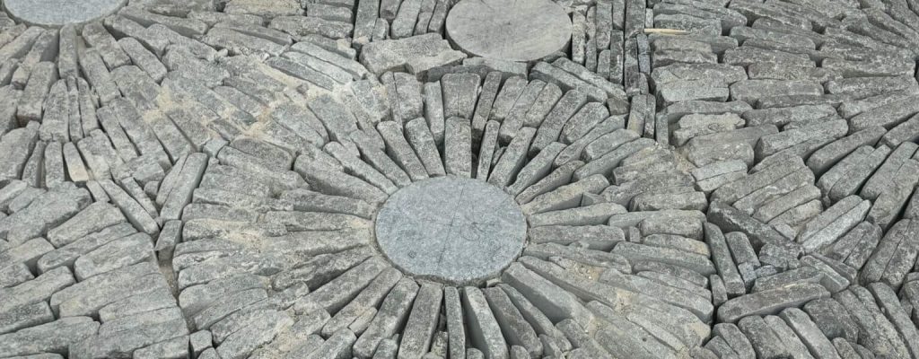 Maçonnerie traditionnelle à la chaux naturelle – artisan Aryana Construction